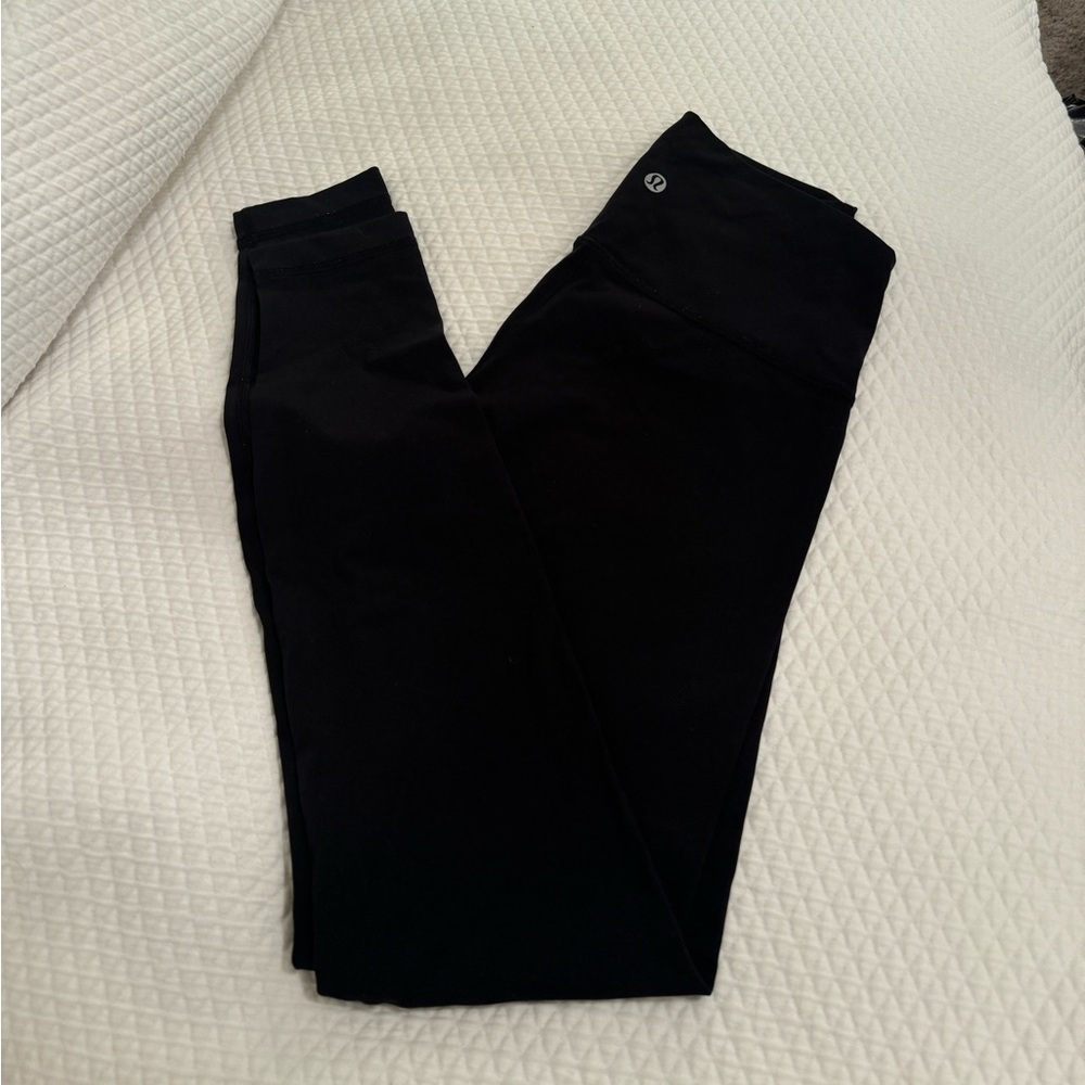Black Lululemon leggings size 6 full length athletic gym high rise